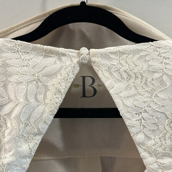 Fame and Partners Lace Wedding Gown - Picture 4 of 11